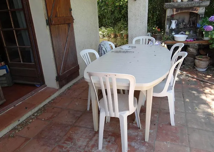 Pansiyon Dans Propriete La Croix Du Sud Le Pradet
